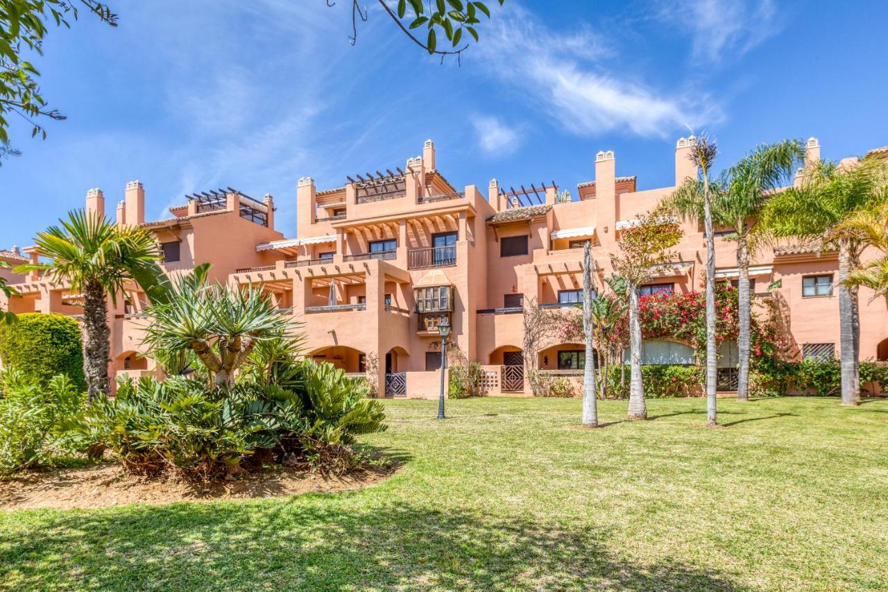 Deluxe Relax With Pool Apartment Estepona