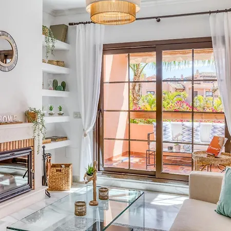 Deluxe Relax Apartment With Pool Estepona Exterior photo